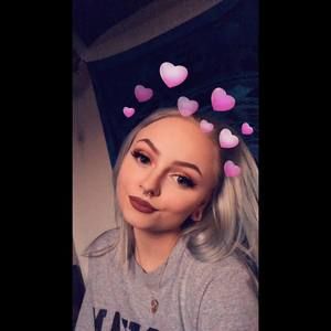 Meet your Posher, Charlette